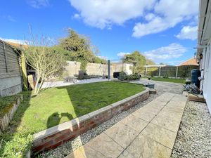 Greenhurst Road- click for photo gallery